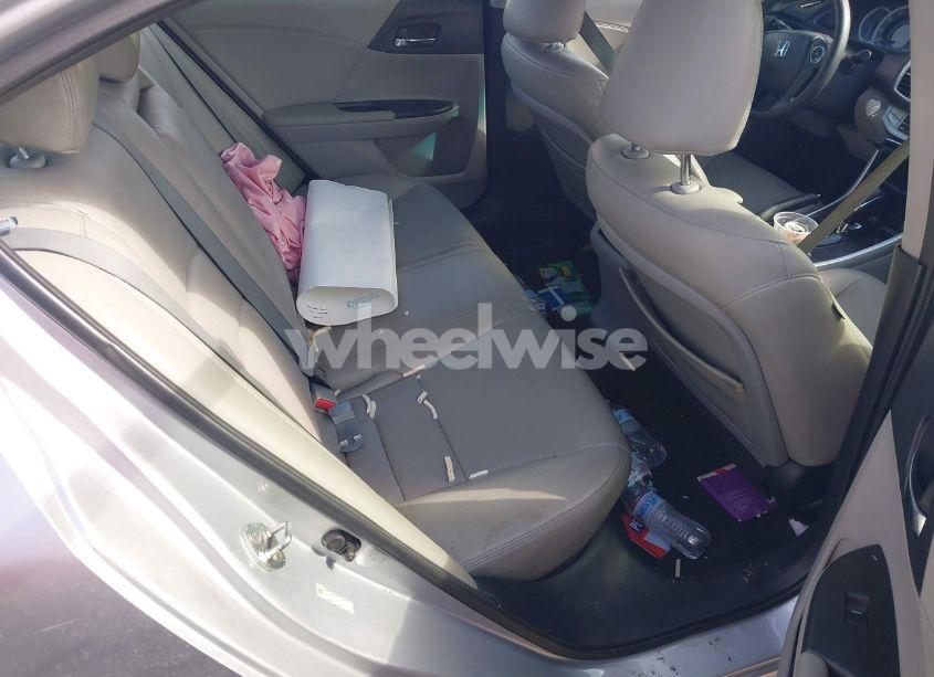 Photo 8 of 2013 Honda Accord EX (VIN 1HGCR2F70DA091551)