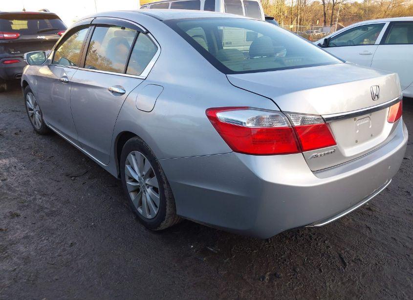 Photo 3 of 2013 Honda Accord EX (VIN 1HGCR2F70DA268714)