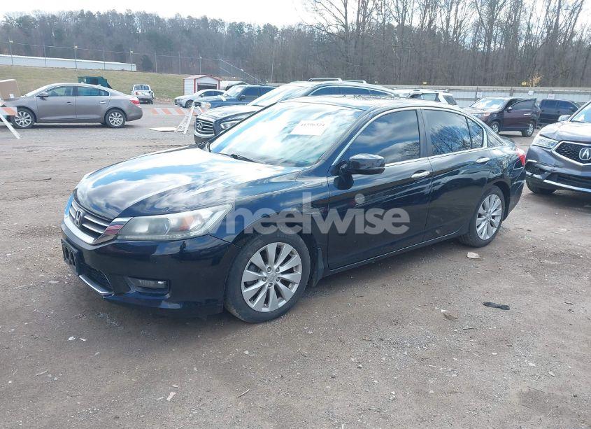 Photo 2 of 2014 Honda Accord EX (VIN 1HGCR2F70EA047664)