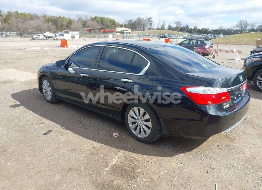 Photo 3 of 2014 Honda Accord EX (VIN 1HGCR2F70EA047664)
