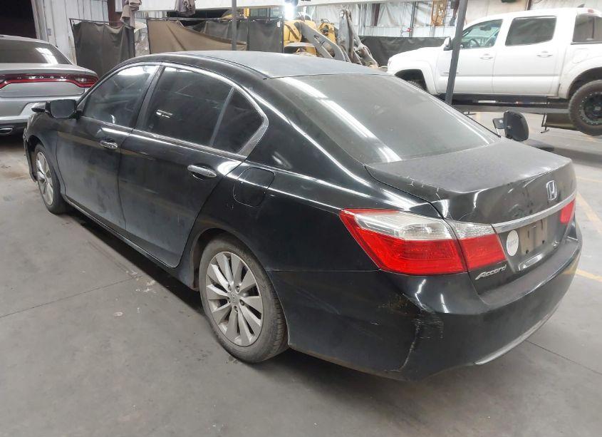 Photo 3 of 2014 Honda Accord EX (VIN 1HGCR2F70EA059541)