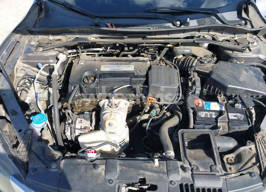 Photo 10 of 2014 Honda Accord EX (VIN 1HGCR2F70EA106082)