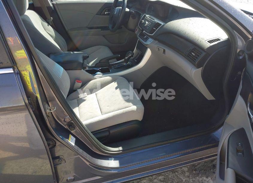 Photo 5 of 2014 Honda Accord EX (VIN 1HGCR2F70EA106082)