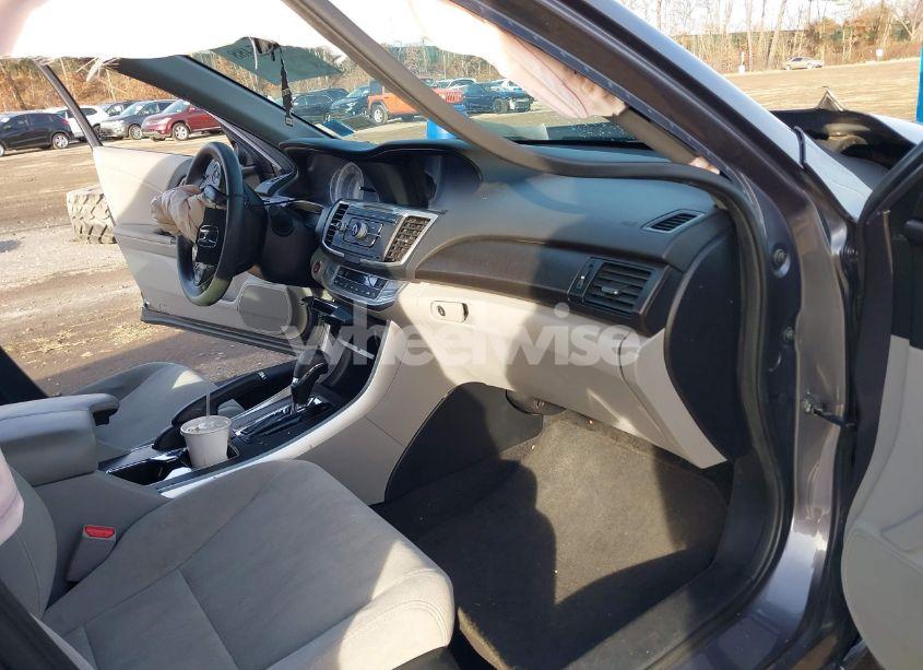 Photo 5 of 2014 Honda Accord EX (VIN 1HGCR2F70EA120922)