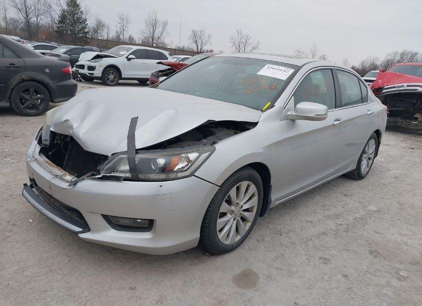 Photo 2 of 2014 Honda Accord EX (VIN 1HGCR2F70EA148073)