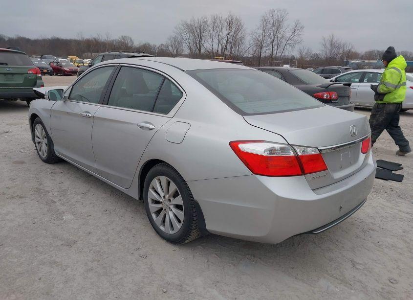 Photo 3 of 2014 Honda Accord EX (VIN 1HGCR2F70EA148073)