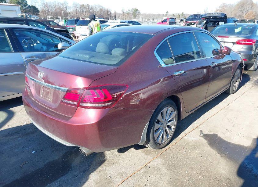 Photo 4 of 2014 Honda Accord EX (VIN 1HGCR2F70EA176892)