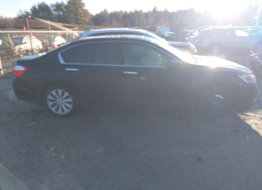 Photo 13 of 2015 Honda Accord EX (VIN 1HGCR2F70FA105077)