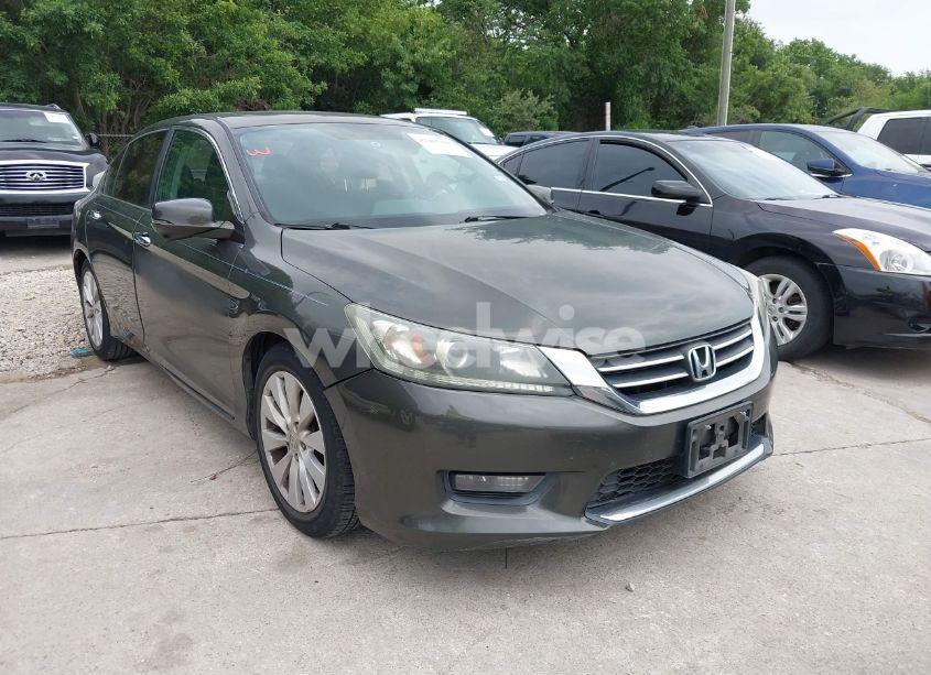 2015 Honda Accord EX (VIN 1HGCR2F70FA133400) main photo