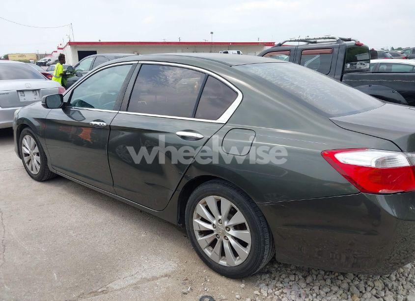 Photo 14 of 2015 Honda Accord EX (VIN 1HGCR2F70FA133400)
