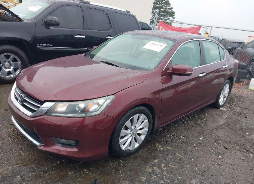 Photo 2 of 2015 Honda Accord EX (VIN 1HGCR2F70FA139004)