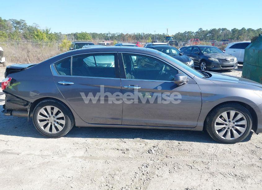 Photo 13 of 2015 Honda Accord EX (VIN 1HGCR2F70FA170026)