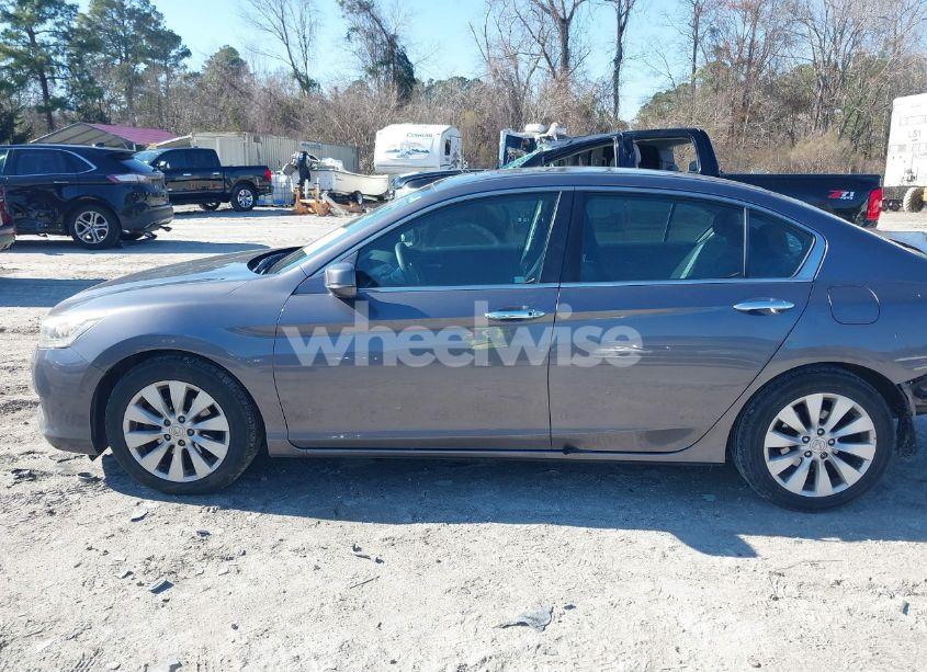 Photo 14 of 2015 Honda Accord EX (VIN 1HGCR2F70FA170026)