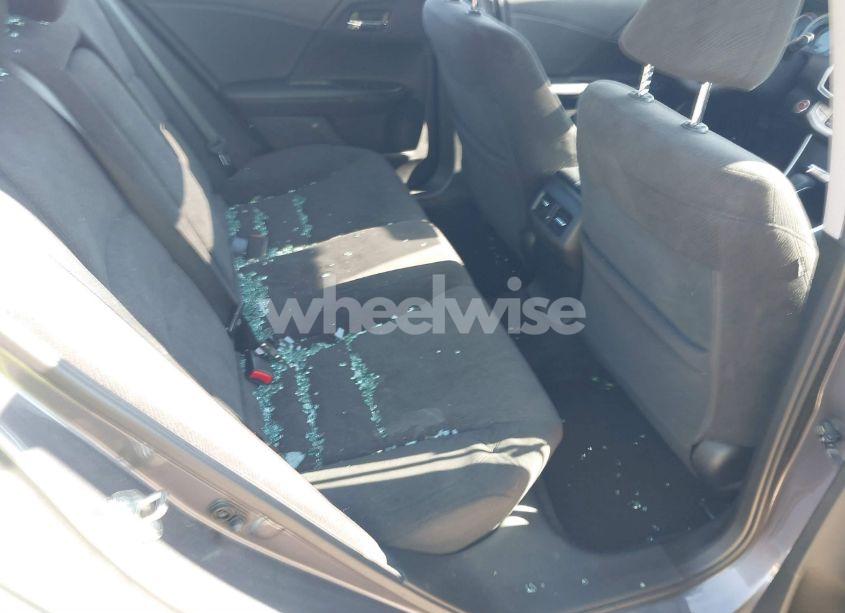 Photo 8 of 2015 Honda Accord EX (VIN 1HGCR2F70FA170026)