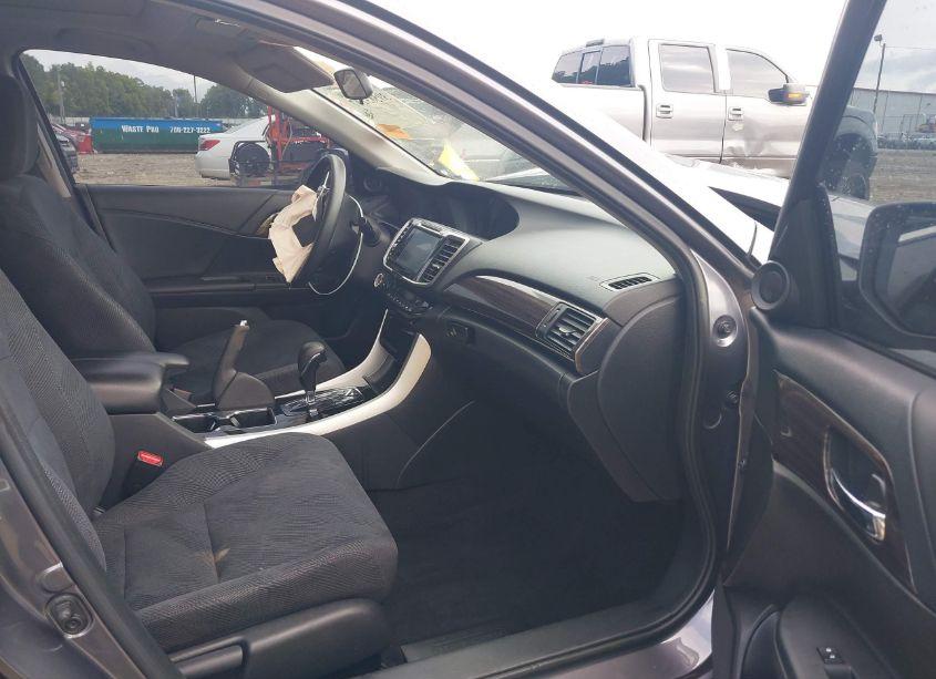 Photo 5 of 2016 Honda Accord EX (VIN 1HGCR2F70GA092509)