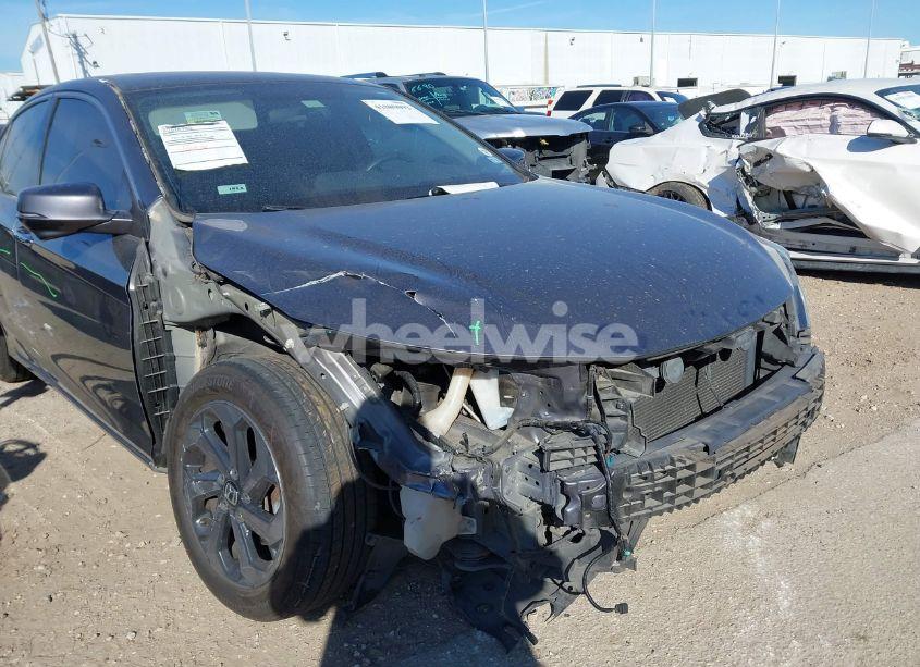 Photo 6 of 2016 Honda Accord EX (VIN 1HGCR2F70GA215760)