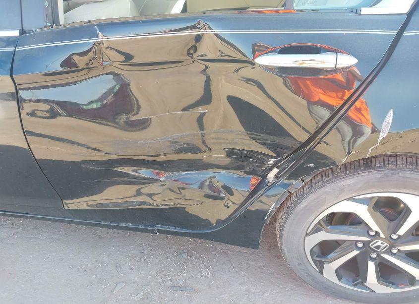 Photo 6 of 2017 Honda Accord EX (VIN 1HGCR2F70HA171891)