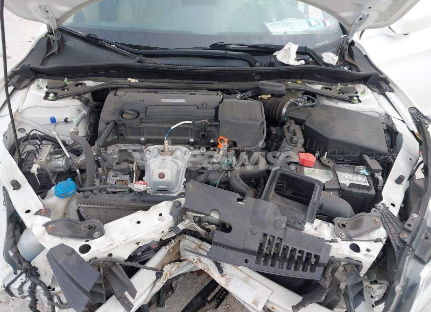 Photo 10 of 2017 Honda Accord EX (VIN 1HGCR2F70HA211189)