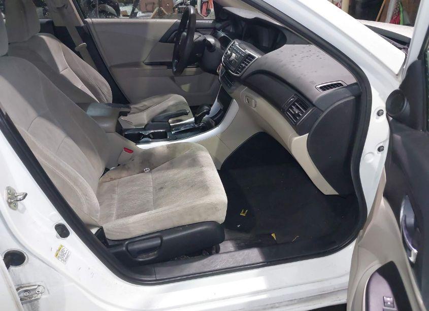 Photo 5 of 2013 Honda Accord EX (VIN 1HGCR2F71DA017894)