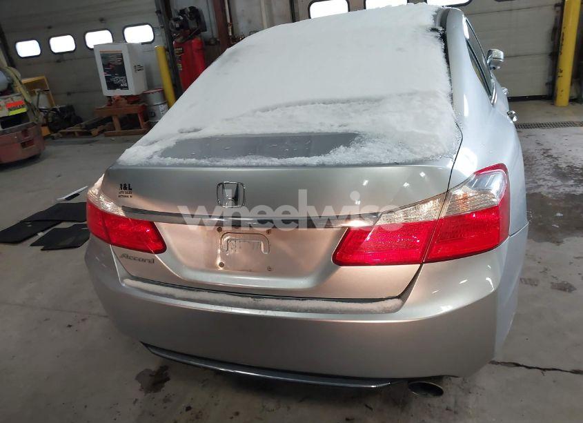 Photo 15 of 2013 Honda Accord EX (VIN 1HGCR2F71DA028961)