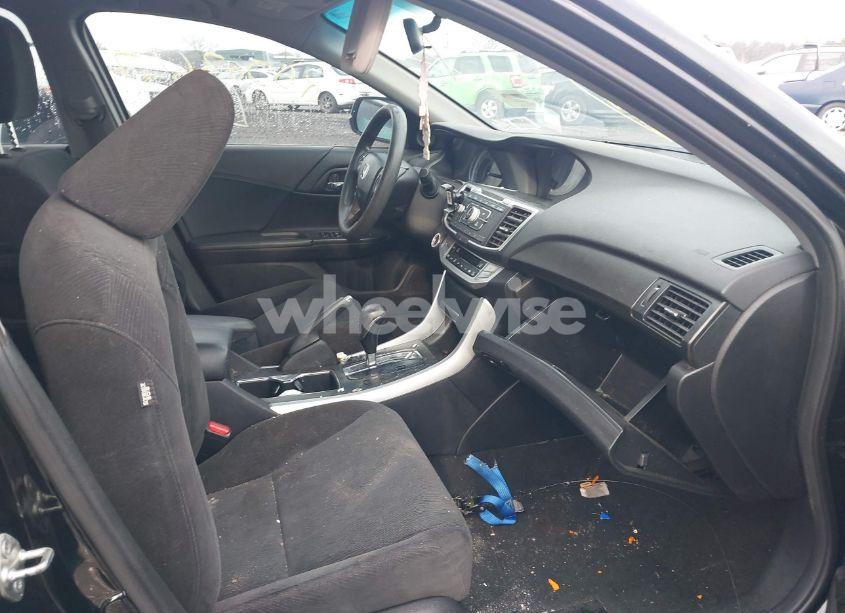 Photo 5 of 2013 Honda Accord EX (VIN 1HGCR2F71DA054623)