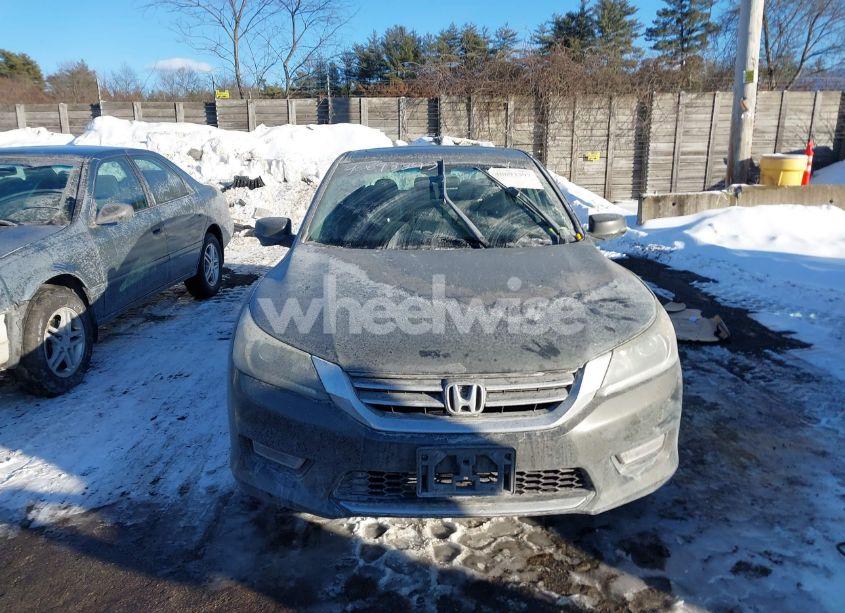 Photo 12 of 2013 Honda Accord EX (VIN 1HGCR2F71DA237875)