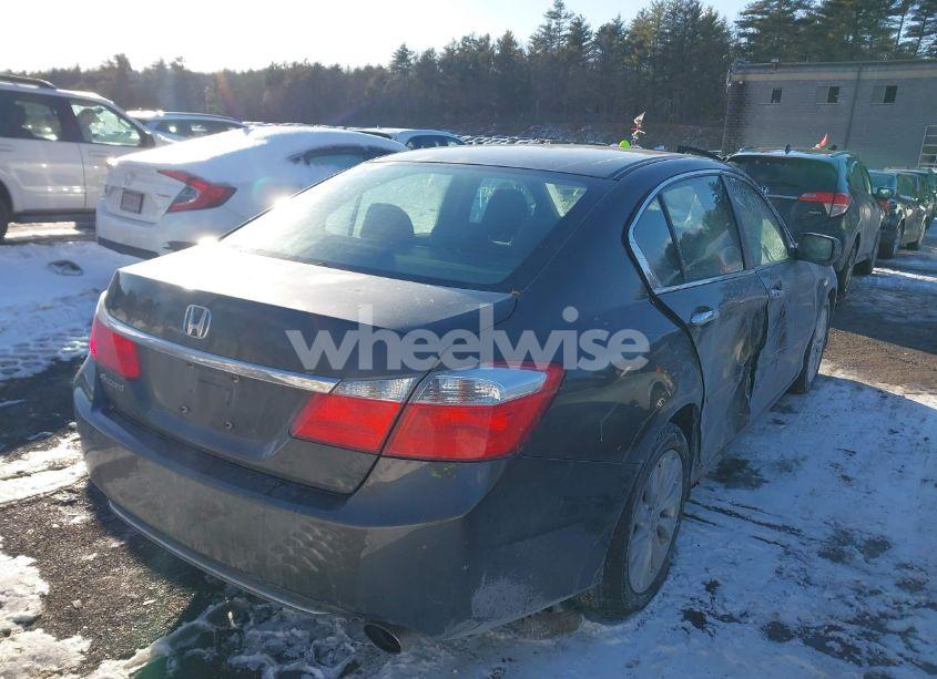 Photo 4 of 2013 Honda Accord EX (VIN 1HGCR2F71DA237875)