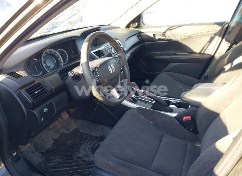 Photo 5 of 2013 Honda Accord EX (VIN 1HGCR2F71DA237875)