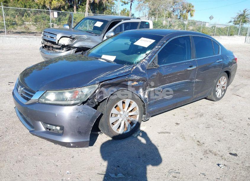 Photo 2 of 2014 Honda Accord EX (VIN 1HGCR2F71EA198058)