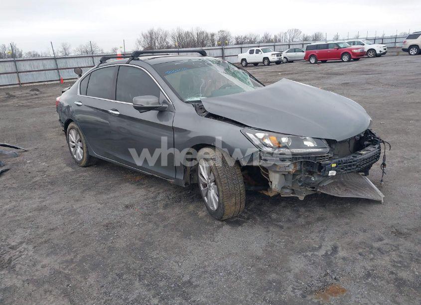 2015 Honda Accord EX (VIN 1HGCR2F71FA047562) main photo