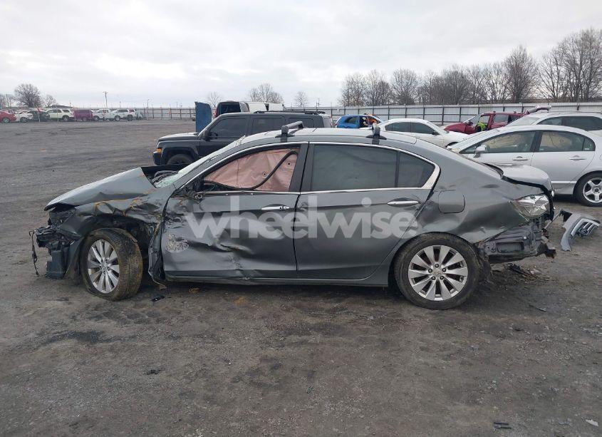 Photo 14 of 2015 Honda Accord EX (VIN 1HGCR2F71FA047562)