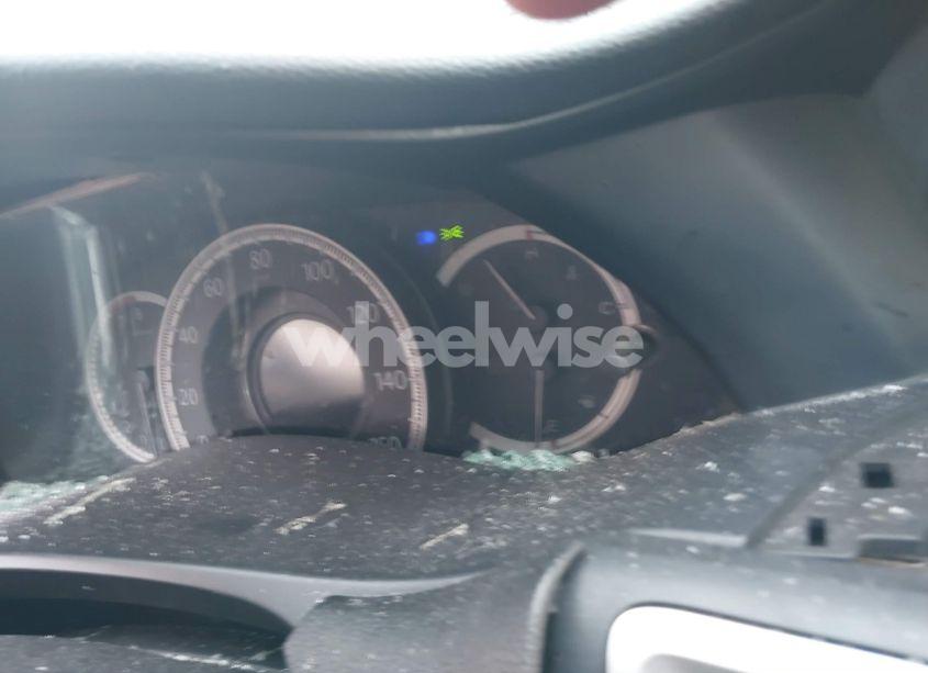 Photo 15 of 2015 Honda Accord EX (VIN 1HGCR2F71FA047562)