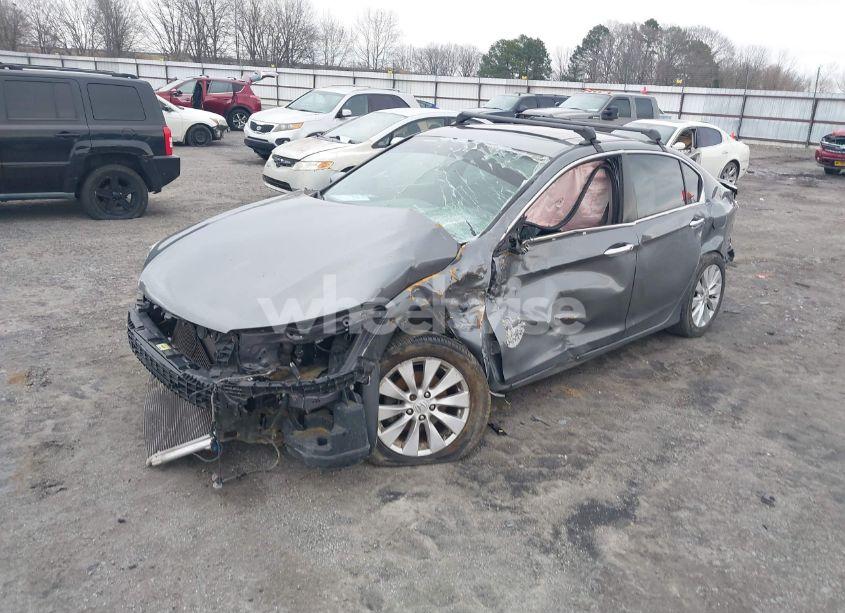Photo 2 of 2015 Honda Accord EX (VIN 1HGCR2F71FA047562)