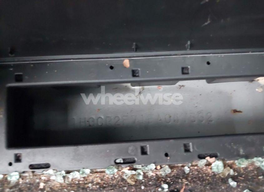 Photo 9 of 2015 Honda Accord EX (VIN 1HGCR2F71FA047562)