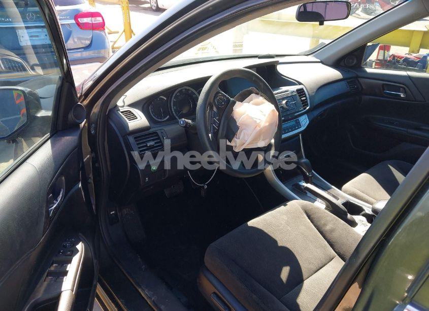 Photo 5 of 2015 Honda Accord EX (VIN 1HGCR2F71FA059162)