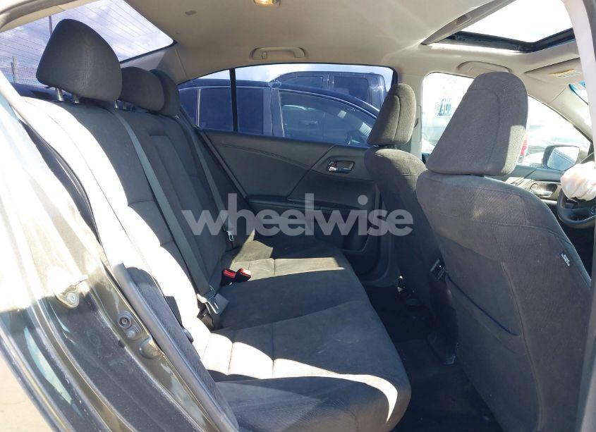 Photo 8 of 2015 Honda Accord EX (VIN 1HGCR2F71FA059162)