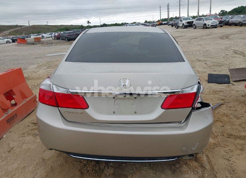 Photo 16 of 2015 Honda Accord EX (VIN 1HGCR2F71FA097104)