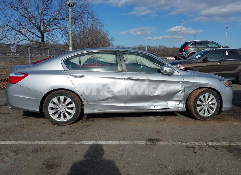Photo 13 of 2015 Honda Accord EX (VIN 1HGCR2F71FA180242)
