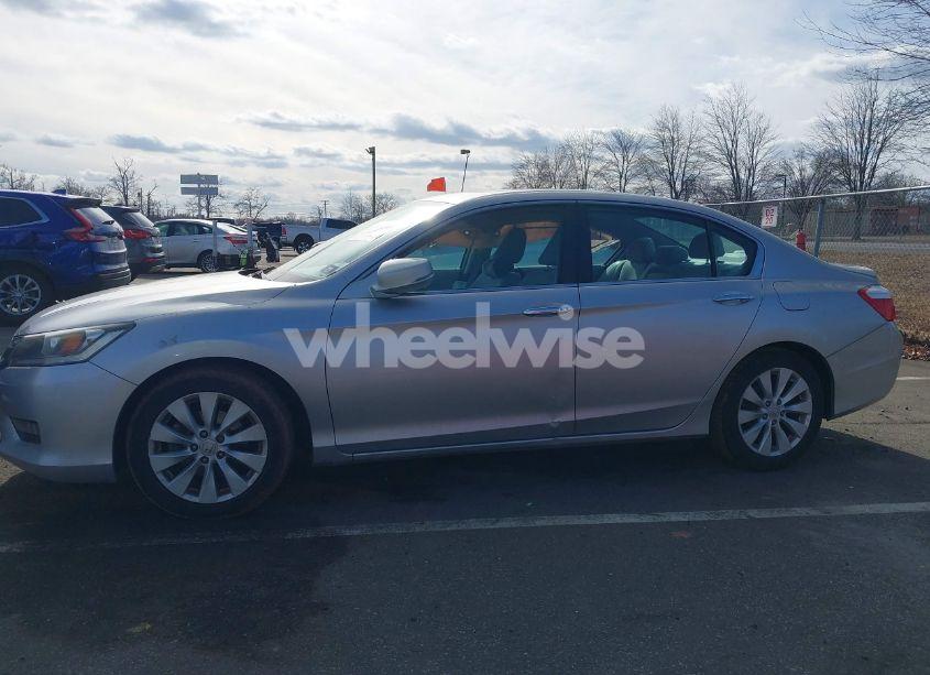 Photo 14 of 2015 Honda Accord EX (VIN 1HGCR2F71FA180242)