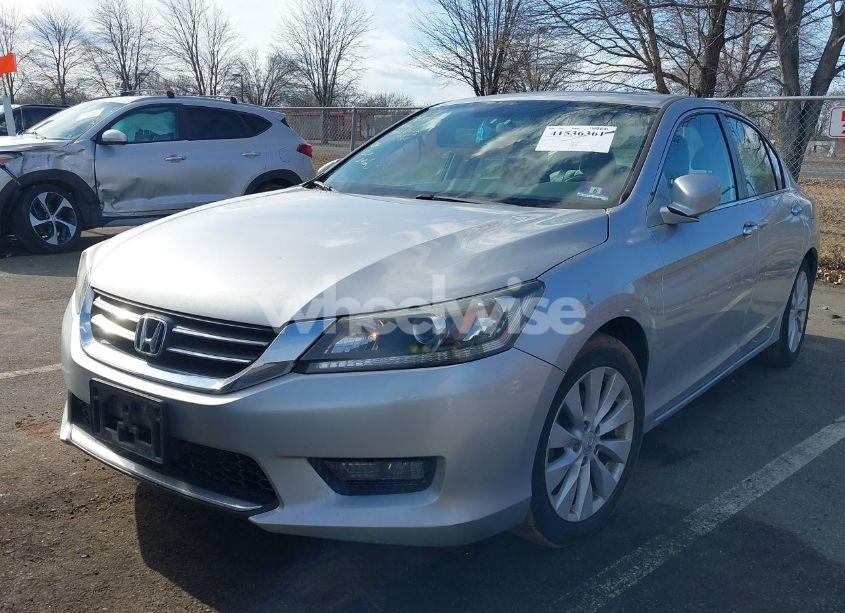 Photo 2 of 2015 Honda Accord EX (VIN 1HGCR2F71FA180242)