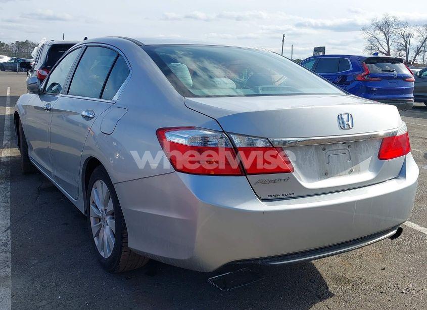 Photo 3 of 2015 Honda Accord EX (VIN 1HGCR2F71FA180242)