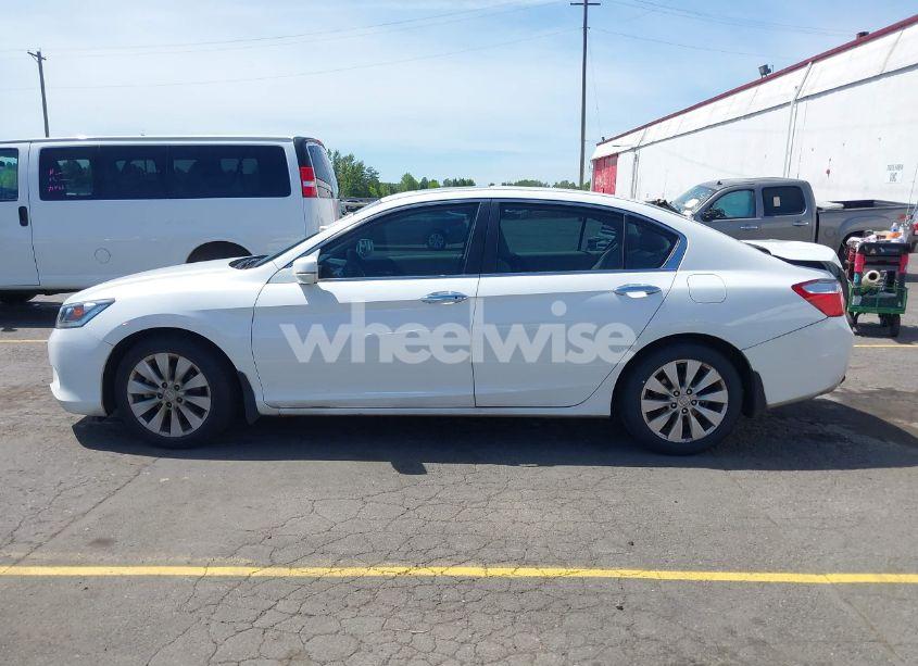 Photo 14 of 2015 Honda Accord EX (VIN 1HGCR2F71FA183433)