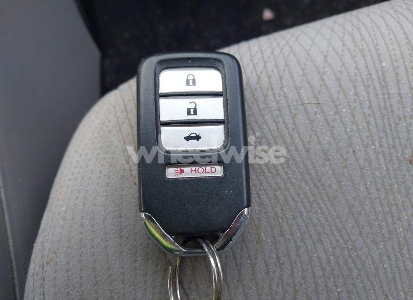 Photo 11 of 2015 Honda Accord EX (VIN 1HGCR2F71FA188731)