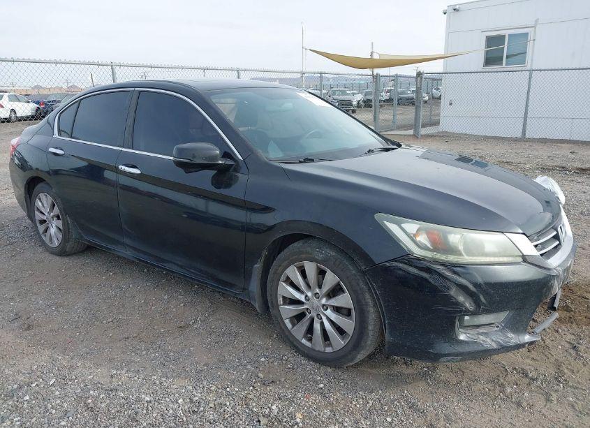 2015 Honda Accord EX (VIN 1HGCR2F71FA267686) main photo