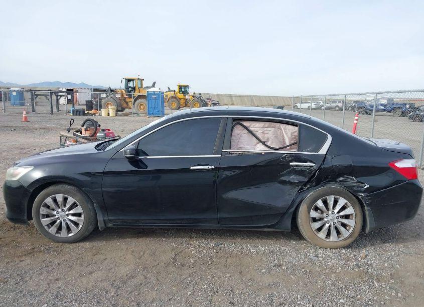 Photo 14 of 2015 Honda Accord EX (VIN 1HGCR2F71FA267686)