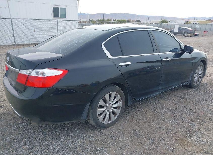 Photo 4 of 2015 Honda Accord EX (VIN 1HGCR2F71FA267686)