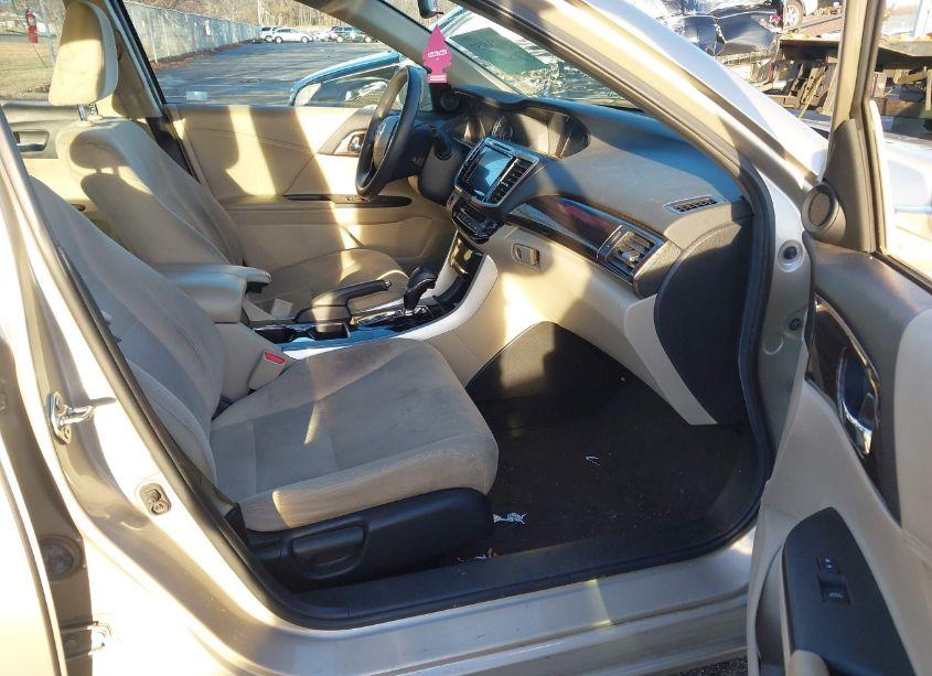 Photo 5 of 2016 Honda Accord EX (VIN 1HGCR2F71GA084001)