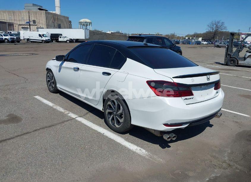 Photo 3 of 2016 Honda Accord EX (VIN 1HGCR2F71GA156346)