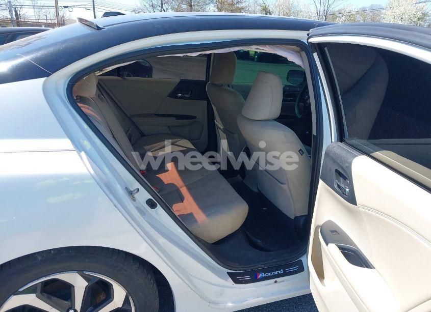 Photo 8 of 2016 Honda Accord EX (VIN 1HGCR2F71GA156346)