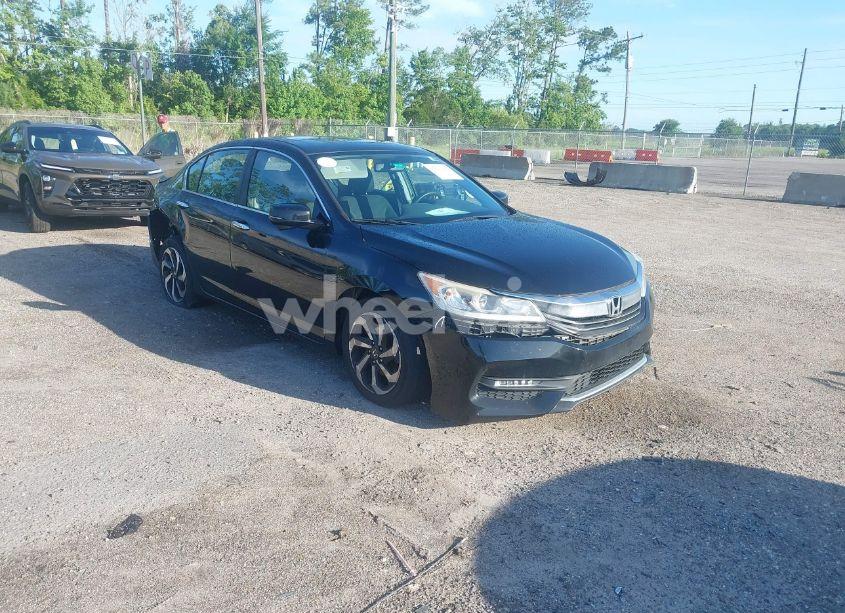 2017 Honda Accord EX (VIN 1HGCR2F71HA060718) main photo